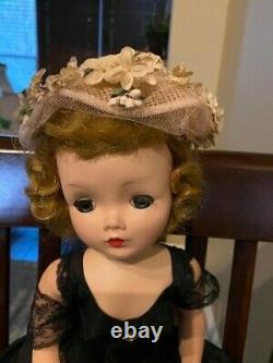 Vintage 1950's Madame Alexander Cissy Doll