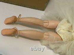 Vintage 1950's Madame Alexander'elise' Ballerina 16'' Doll