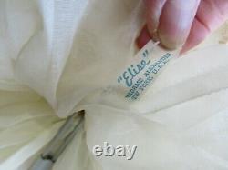 Vintage 1950s Alexander ELISE Bride Doll Tagged Dress 16