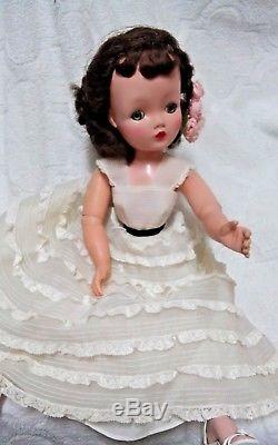 Vintage 1950s Madame Alexander 21 Inch Cissy Doll