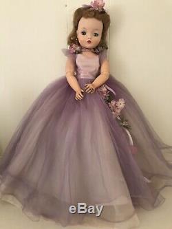 Vintage 1950s Madame Alexander Cissy Doll In Ballgown And Jewelry