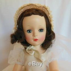 Vintage 1954 Madame Alexander 14 Wendy Bride hard plastic walker doll