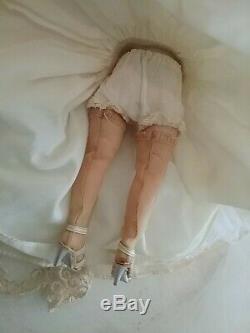 Vintage 1958 Madame Alexander Cissette Bride Doll Wreath Pattern Wedding Dress