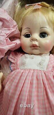 Vintage 1965 Madame Alexander Blonde Pussy Cat Baby Doll Euc 20 Working Crier