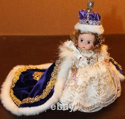 Vintage 1992 Madame Alexander Queen Elizabeth II Coronation Doll