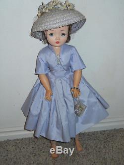 Vintage Brunette 21 Madame Alexander Cissy Doll in Lavender Dress & Jacket MIB