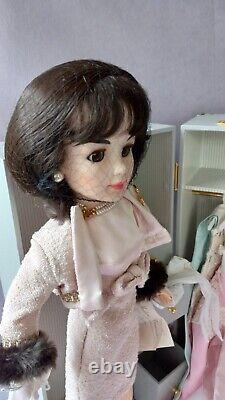 Vintage Jackie Kennedy Doll Trunk Trousseau Madame Alexander