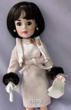 Vintage Jackie Kennedy Doll Trunk Trousseau Madame Alexander