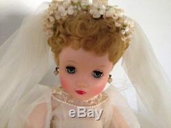Vintage Madame Alexander 15 Elise Bride Doll 1755 Jointed Excellent Complete