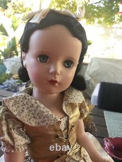 Vintage Madame Alexander 18 Hard Plastic Snow White In Original Outfit Mint Tag