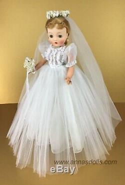 Vintage Madame Alexander 1959 Cissy Bride Doll in Pleated Tulle Gown