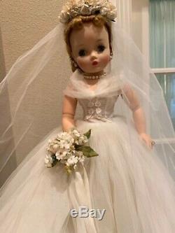 Vintage Madame Alexander 20 MIB Bridal Wreath Blonde Cissy Doll