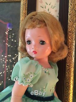 Vintage Madame Alexander Cissy Doll 20 Blonde 1950s