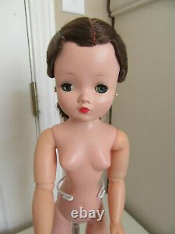 Vintage Madame Alexander Cissy Doll For Tlc