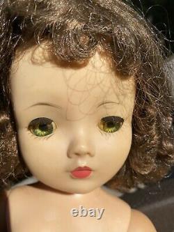 Vintage Madame Alexander Cissy Doll Glamour Original TLC