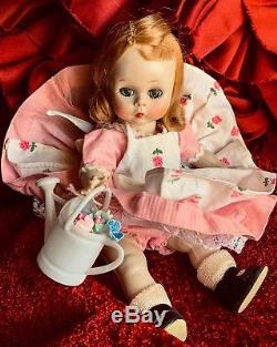 Vintage Madame Alexander Kin Dolls (SLW)