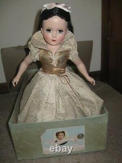 Vintage Madame Alexander Snow White Doll 18in Mint Hard Plastic With Box