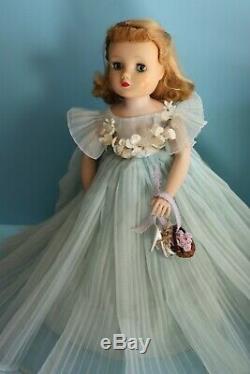 Vintage Tagged Blue Madame Alexander Elise Bridesmaid Doll Cissy's Little Sister