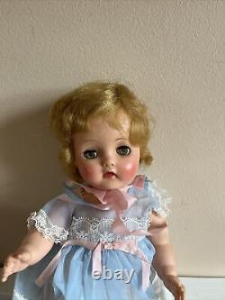 Vintage madame alexander doll bonnie doll 13 1950's G32
